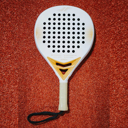 Raket Padel JUARAGA AERO-X Carbon 12K – Intermediate Series