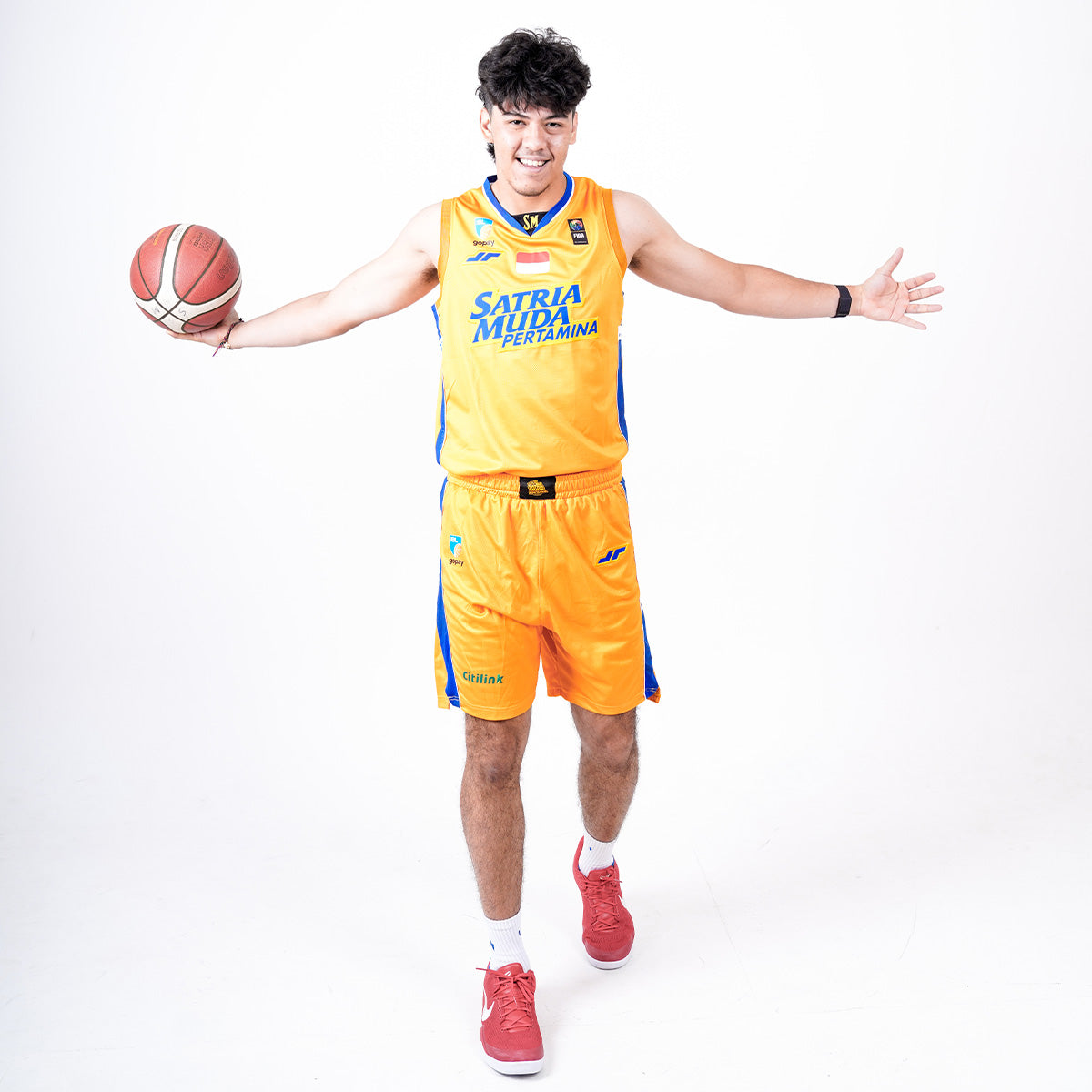 Juaraga Satria Muda Pertamina Jersey Basket - Match Alternate 2025 - Kuning